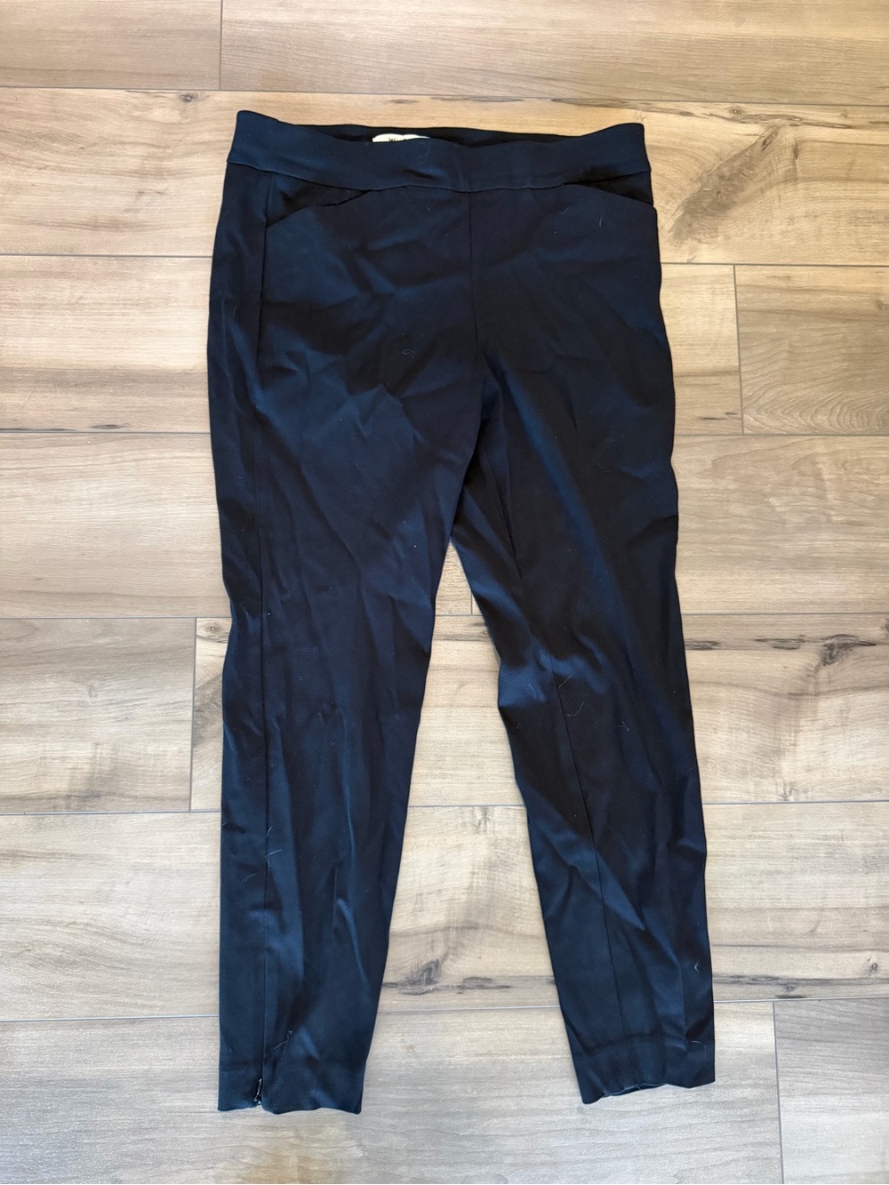 White House Black Market Black Pull-On dress Pants women’s 12